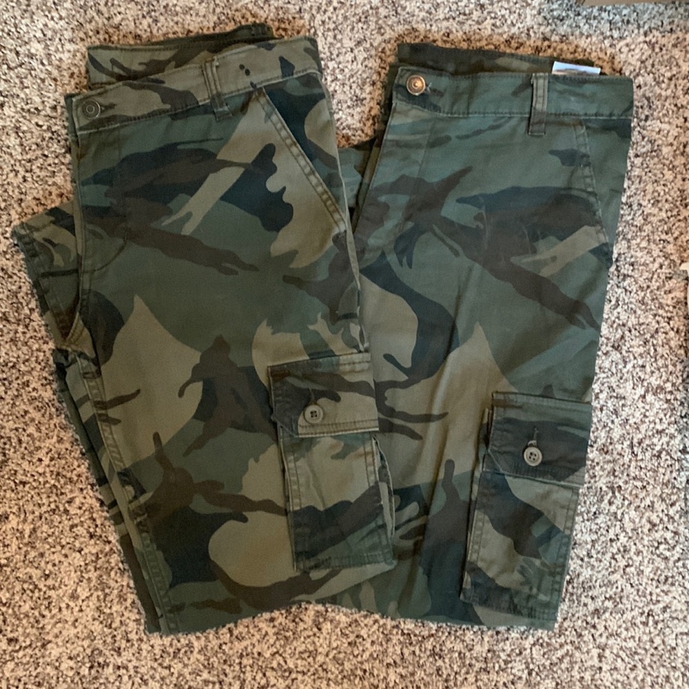 Camo pants